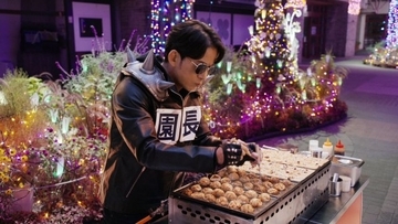 超ひらパー兄さん・岡田准一、主演映画オマージュ「TAKOYAKI」焼く【CM内容・見どころ・撮影エピソード全文あり】
