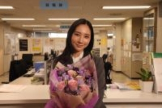 ファーストサマーウイカ、『ESCAPE』笑顔の撮了　次作での“映り込み”志願「喫茶店で…」【コメント全文】