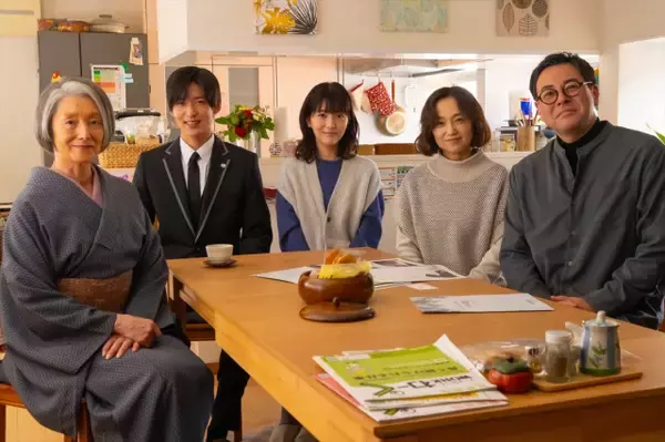 浜辺美波×目黒蓮『ほどなく、お別れです』“ほど泣き”続出で興収30億円突破　メイキングカット初解禁