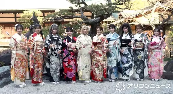 NMB48、塩月希依音ら10人が“成人式”で華やかな振り袖姿披露　「私たちはAKB48世代」
