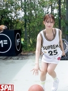 元NMB48上西怜、磨き上げた美ボディを大胆披露　『週刊SPA!』合併号で表紙と「美女地図」企画に登場