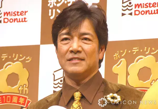 野口五郎、ピアニストの娘とライブ共演　親子ショットに反響「素敵な笑顔ですね～」「幸せそう」　妻は三井ゆり