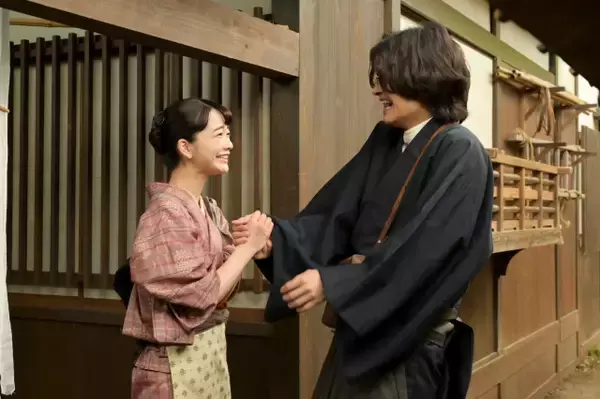『風、薫る』次回あらすじ　シマケンの小説が新聞で連載されることが決まり、りんと喜びあう