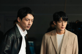 坂口健太郎＆イ・ジュンギ、不安を打ち消した制作陣との“信頼関係”語る　アジア7都市舞台のドラマ撮影秘話も【インタビュー】