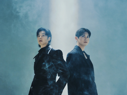 東方神起、日本デビュー20周年記念映画公開　“IDENTITY”に迫る作品に