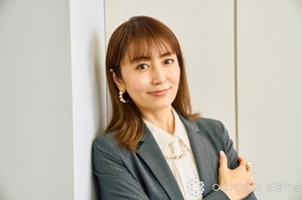 45歳・矢田亜希子、レアなセーラー服姿に反響「イケてます」「スタイルいいですね」