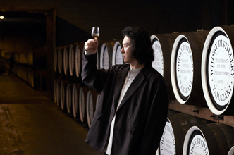 尾上松也、ジャパニーズウイスキーの聖地・サントリー山崎蒸溜所を訪問　海を越えて世界中に広がる魅力に迫る【コメント全文】