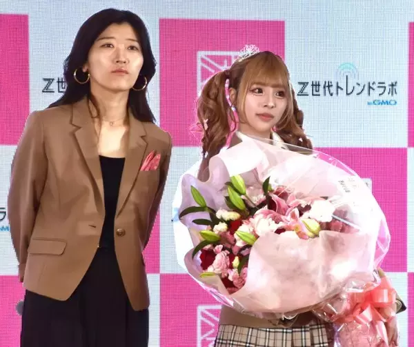 36歳・ヒコロヒー、学生時代の制服ブレザーを今でも愛用　卒業式イベントにゲストで登場もスカートは拒否「違う職業の人みたいになる」