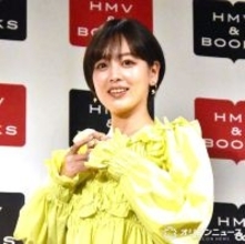 伊原六花「すてきな人と出会って成長した部分はあるかな」　2025年は漢字1文字で「飛」