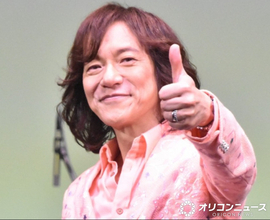 ダイアモンド☆ユカイ、14歳双子の長男＆次男“顔出し”ショットを公開「大きくなられましたね」「若き日のユカイくんに似てる」　中学校の修学旅行へ