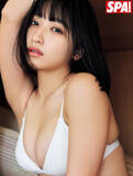 「“グラビア界の超新星”水野瞳、『週刊SPA!』最新号に登場　“美大生グラビア”で魅せる」の画像1
