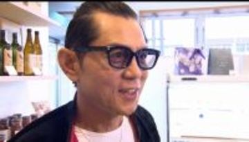 “芸能界随一の甘党”的場浩司、パフェを前に白目に→千鳥仰天