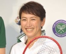 杉山愛、“仕事始め”に仲良し夫婦ショット公開「ほっこり」「今年もラブラブ炸裂ですね」