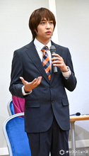 Hey! Say! JUMP八乙女光、合唱コンの思い出語る「怪獣のバラードを…」　主演舞台制作発表で合唱も披露