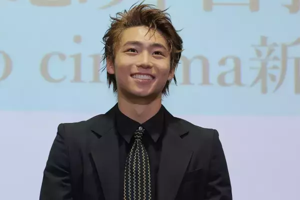 八村倫太郎「ウルトラマンにも、仮面ライダーにもなりたかった」幼少期明かす　“変身”経験のある2人をうらやましがる