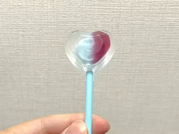 「舐めると音楽が聞こえるキャンディーが意味不明すぎた　骨伝導ロリポップを試してみた」の画像