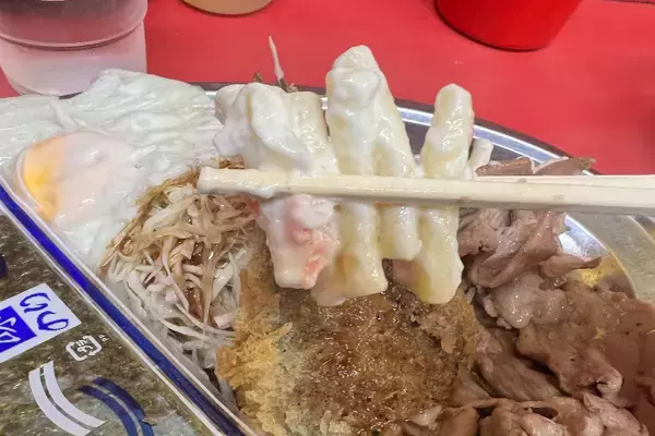 「昭和から続く高円寺「味楽」の情熱　500円ランチで感じる変わらない温もり」の画像