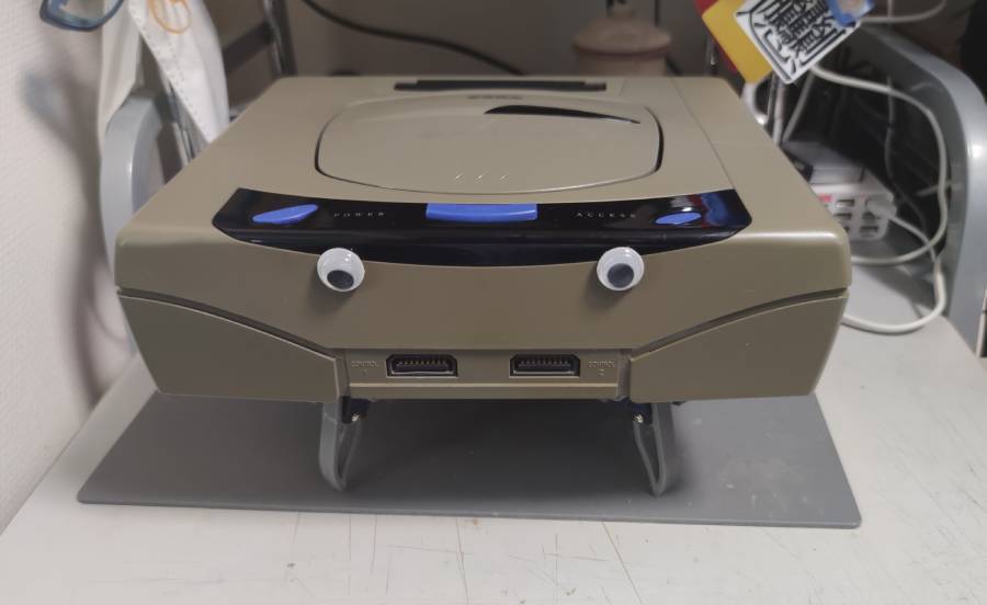 プレステVSサターンが令和に再び激突　「次世代ゲーム機戦争（物理）」勃発