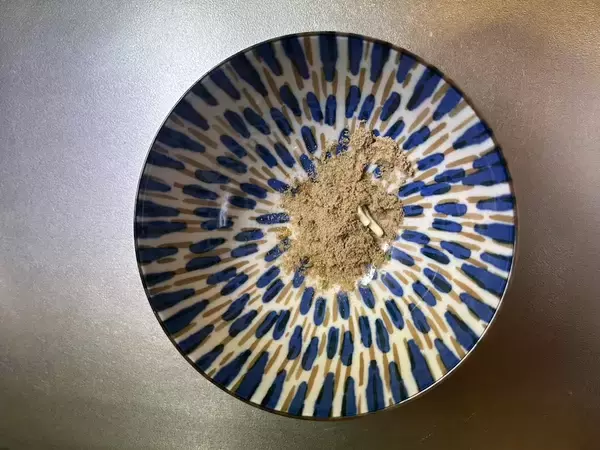 「「どん兵衛」は3分レンチンで“稲庭うどん”風に変身！アレンジレシピを試してみたら新たな発見も」の画像