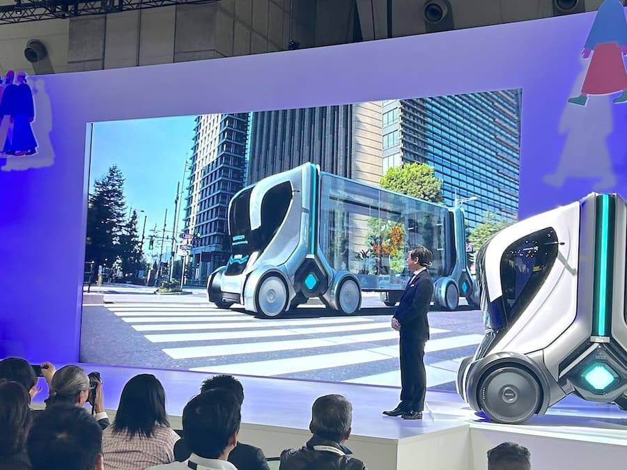 変革迎える物流、「運ぶ」の未来とは？いすゞがコンセプトカー「VCCC」を世界初公開