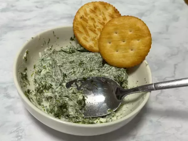 SNSで話題「イタリア人絶許ディップ」を実食　青のり“ドバアッ”でまさかの絶品