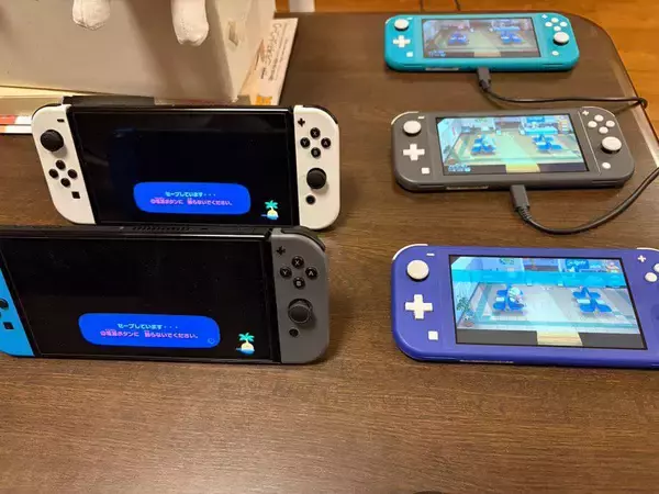 まるで特殊詐欺現場？　「あつ森」複数台通信の光景を例えた妻の一言がもっともすぎた