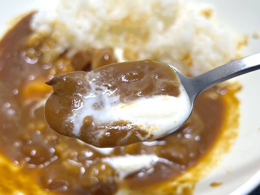 カレーにクーリッシュをかける勇気　公式Xのアレンジを試してみた