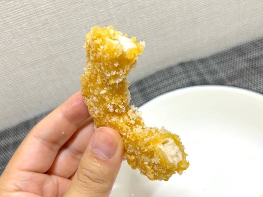 これは「トン・デ・リング」？　セブンのリング型チキンを食べたら意外な発見