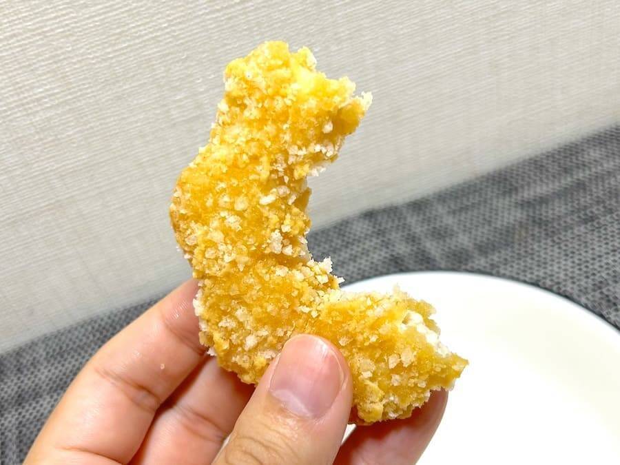 これは「トン・デ・リング」？　セブンのリング型チキンを食べたら意外な発見