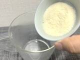 「麦茶がビールそっくりに変身　伊藤園の「泡ふわむぎ茶」を実際に作ってみた」の画像4