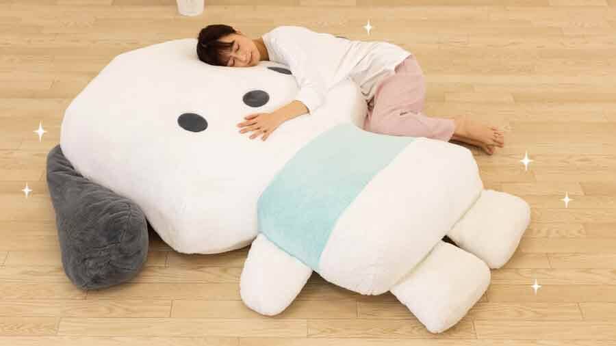 サンリオのキャラクターたちが超特大クッションに　第1弾は「クロミ」と「KIRIMI ちゃん.」