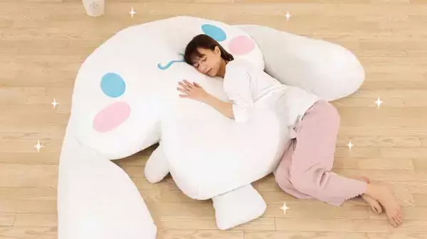 「サンリオのキャラクターたちが超特大クッションに　第1弾は「クロミ」と「KIRIMI ちゃん.」」の画像