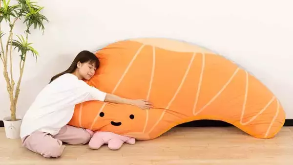 「サンリオのキャラクターたちが超特大クッションに　第1弾は「クロミ」と「KIRIMI ちゃん.」」の画像