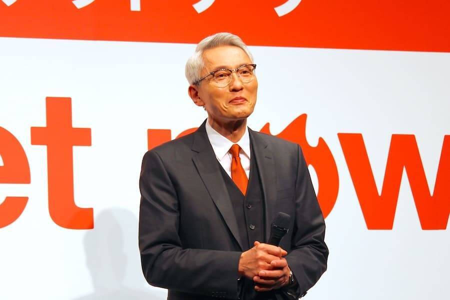 松重豊＆のんが新CMで刑事バディに！ロケットナウ新CM発表会で制作陣にラブコール？