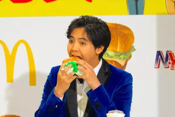 「人気の「N.Y.バーガーズ」が今年も登場！元マッククルーの数原龍友が、片寄涼太＆みちょぱにデリバリー」の画像