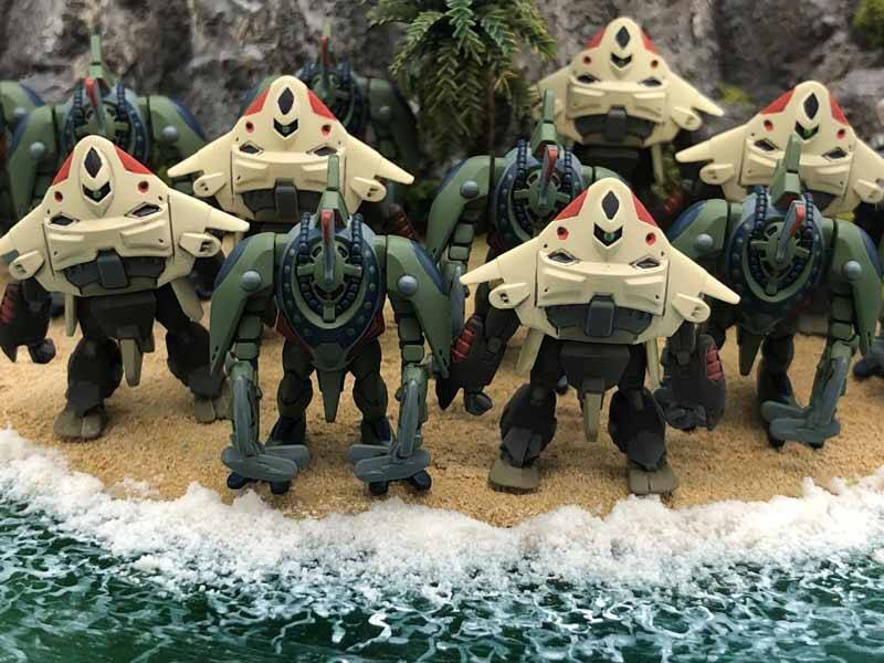 世界初「ガンプラ入り」びっくらたまご登場　入浴剤が溶けるとminiガンプラ出現