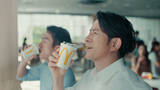 「マックのアイスコーヒーには“相性の基準バーガー”がある？　公式が意外な豆知識を公開」の画像1