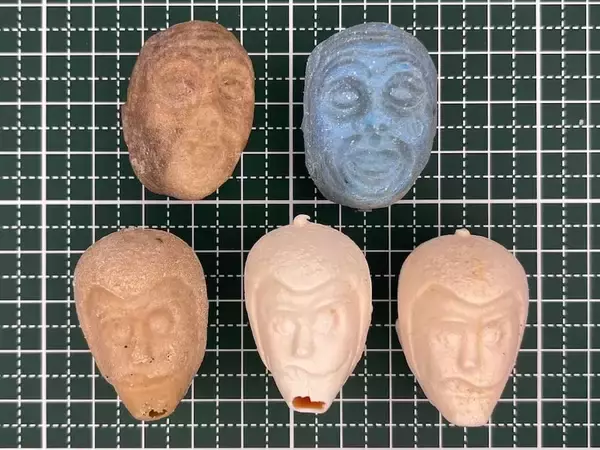「海辺で3度拾った頭だけルパン　不気味すぎるフィギュアの正体は”昭和のハズレ景品”」の画像