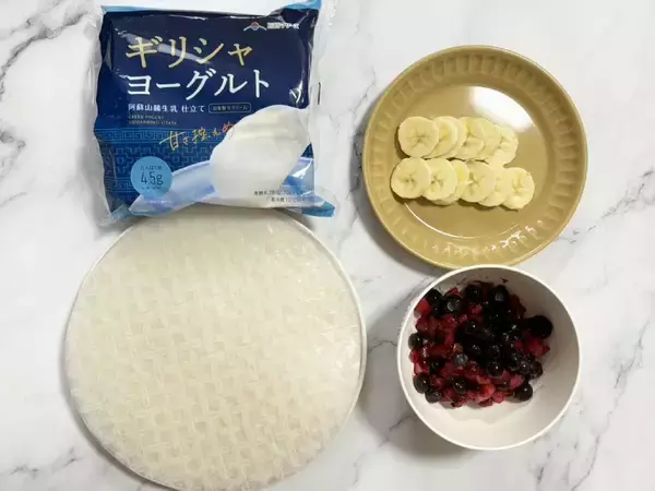 「ライスペーパーで包むだけ　海外で大バズり中のヘルシーな「フルーツ大福風デザート」を作ってみた」の画像