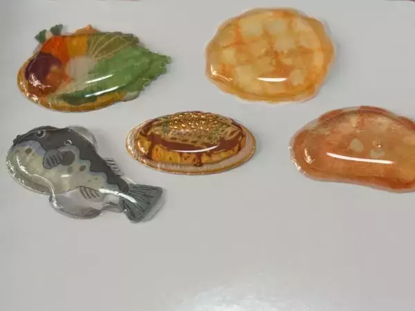 「「ぷっくりシール難民」に救いの手　コニシ公式が教える「ボンド活用術」を試してみた」の画像