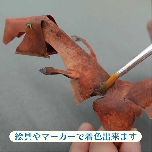 濡れるとフニャフニャ→乾くとカチカチ　創作の幅を広げる「ミスティックペーパー」の魅力