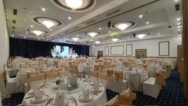 ベトナム南部の結婚披露宴が自由すぎた件　「遅れて行ったらほぼ誰もいなかった」