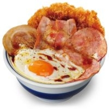 かつや「ウルトラエッグカツ」登場　「こういうのでいいんだよ」なおかずを全部のせ