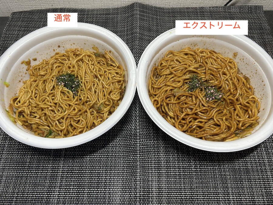 「日清焼そばU.F.O.」が“究極進化”！どれくらい変わった？　2種類を食べ比べてみた