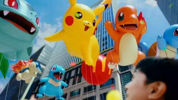 「吉沢亮が巨大ポケモンを追い街中を疾走　「ポケモン夏マック」新CM＆新商品全8種登場」の画像