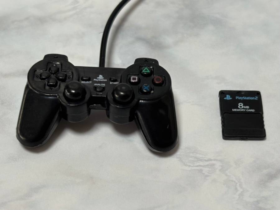 歴代プレステのカプセルトイミニチュアをレビュー　常軌を逸した細かさに驚愕