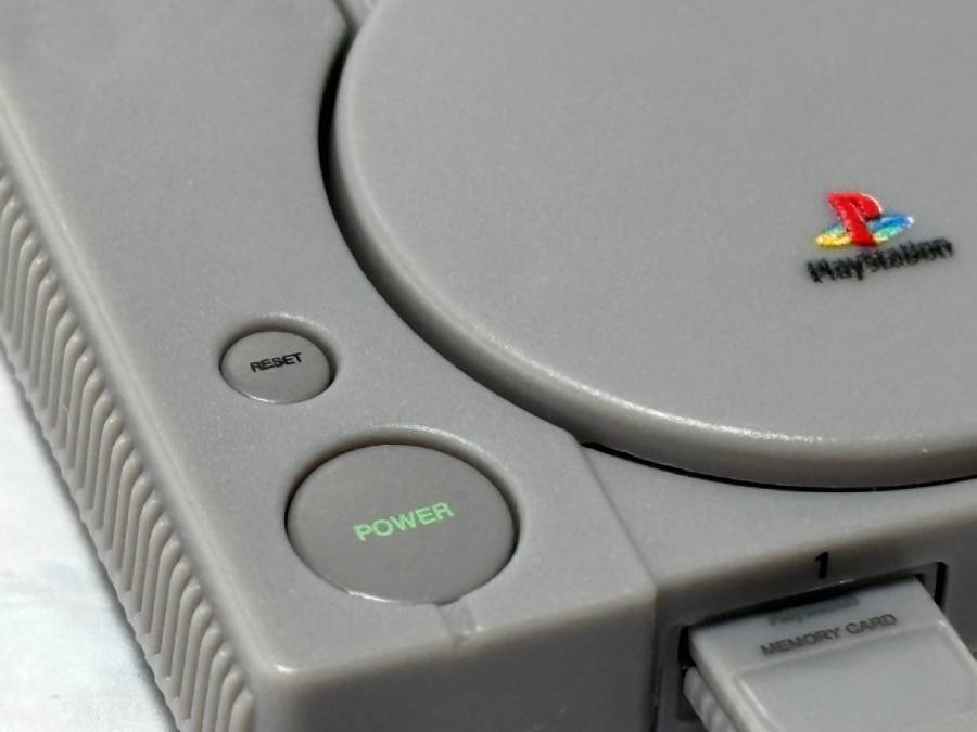 歴代プレステのカプセルトイミニチュアをレビュー　常軌を逸した細かさに驚愕