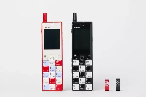 「伝説の名機「INFOBAR」デザインのスマートリングがauショップ等で一般販売開始」の画像