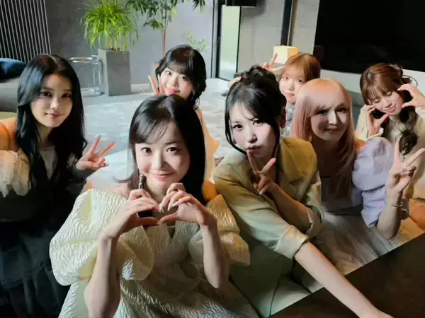 「ME:Iが貸切ヴィラで大はしゃぎ！ドコモ「Galaxy S26 Ultra」新TVCMで自然体な“女子旅”を満喫」の画像