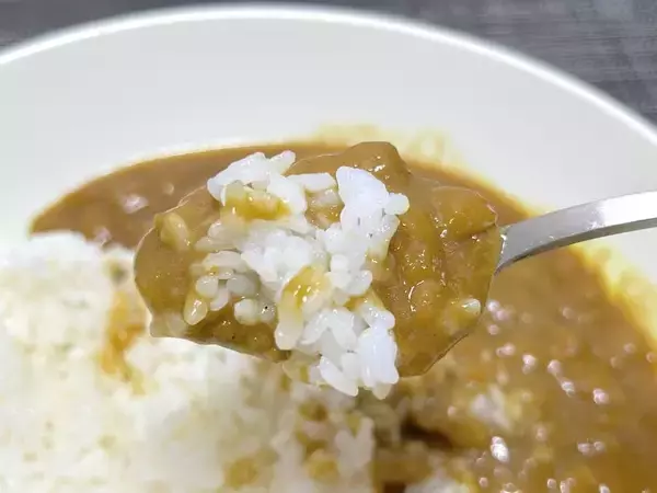 「カレーなのに家系すぎる　ニンニク全振りの「横浜家系カレー」がヤバい」の画像